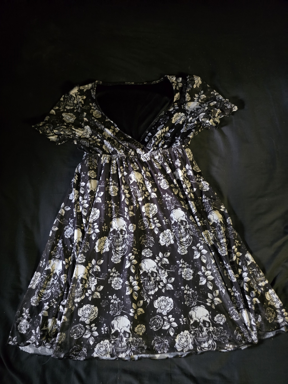 Black Floral & Skull Short Sleeve Dress